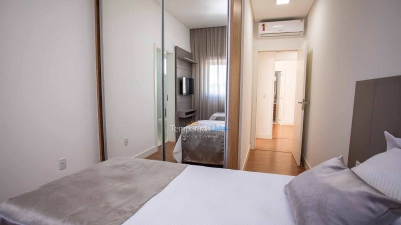 Apartamento para alquiler de vacaciones em Itapema (Meia Praia)