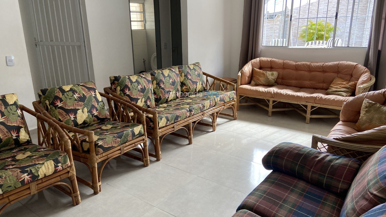 Casa para aluguel de temporada em Guarujá (Enseada)