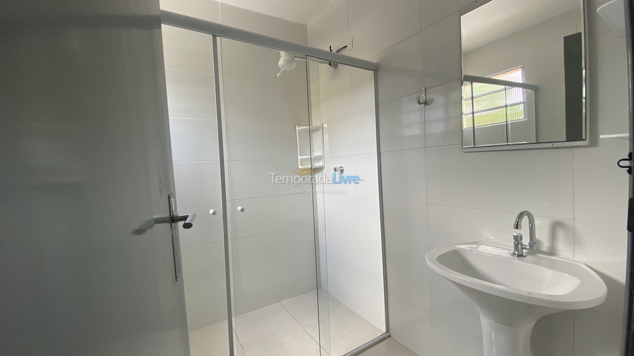 Casa para aluguel de temporada em Guarujá (Enseada)