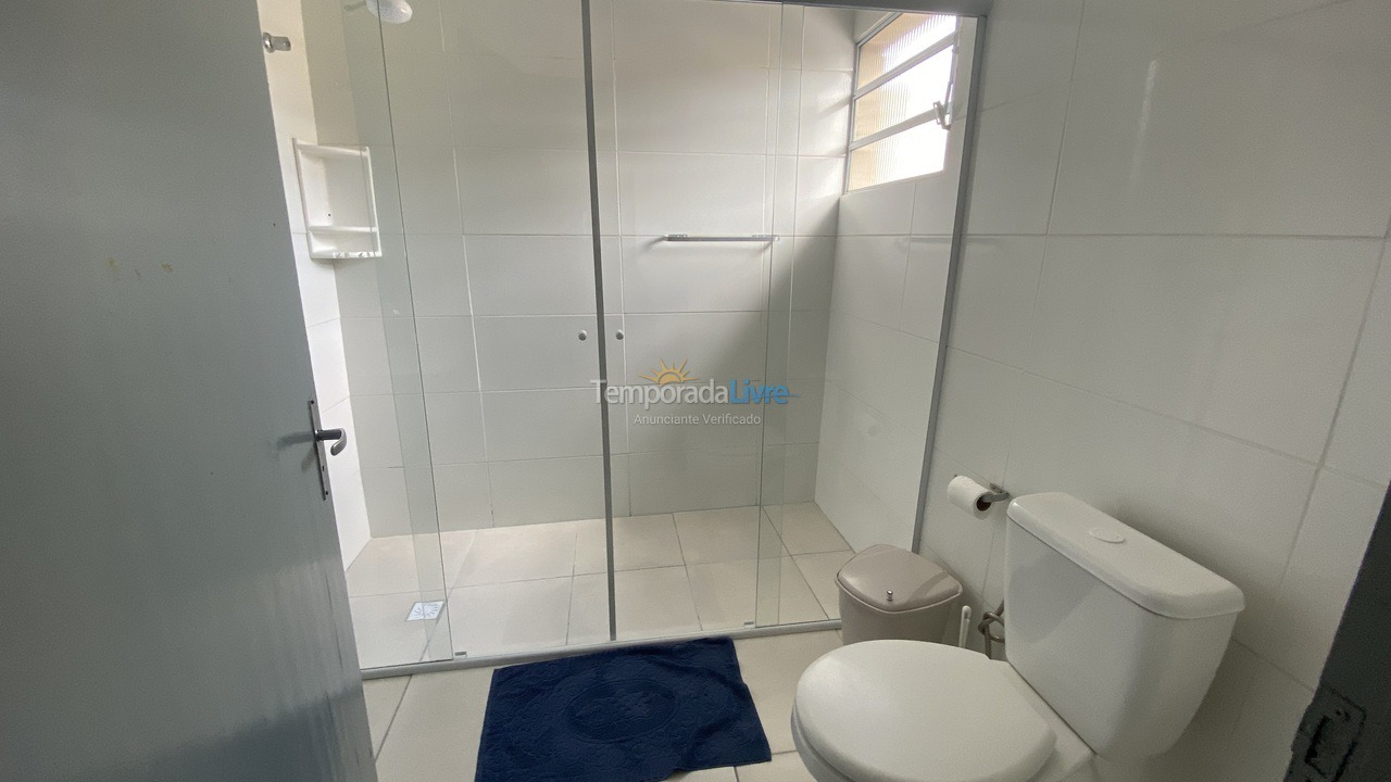 Casa para aluguel de temporada em Guarujá (Enseada)