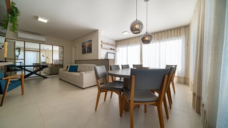 161 - Duplex penthouse with 03 bedrooms and private Jacuzzi in the city...