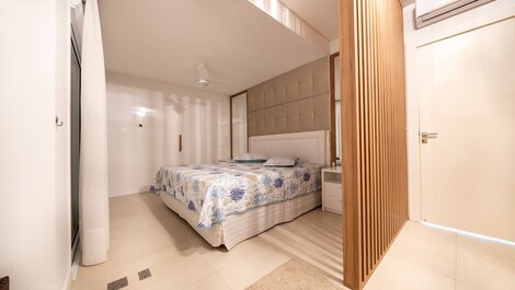 161 - Duplex penthouse with 03 bedrooms and private Jacuzzi in the city...