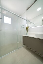 161 - Duplex penthouse with 03 bedrooms and private Jacuzzi in the city...