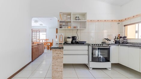 Ótima Casa 5 Quartos - 170m da Praia