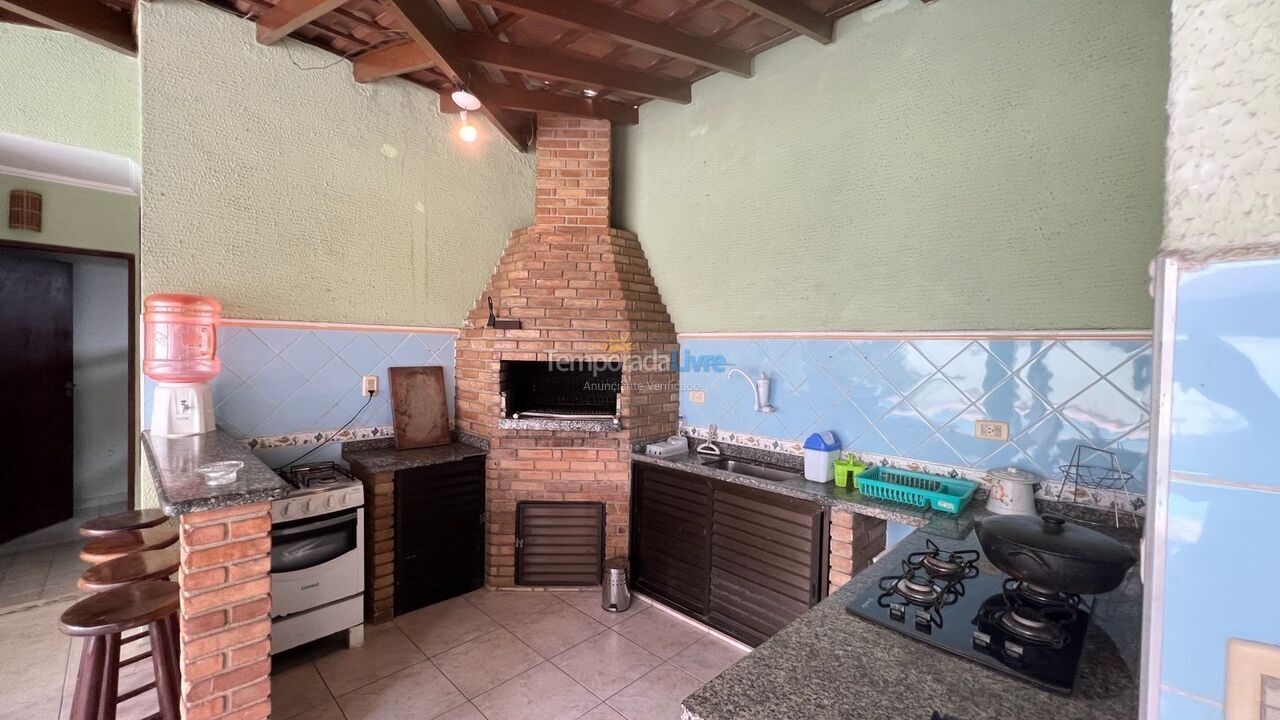 House for vacation rental in Caraguatatuba (Sumare)