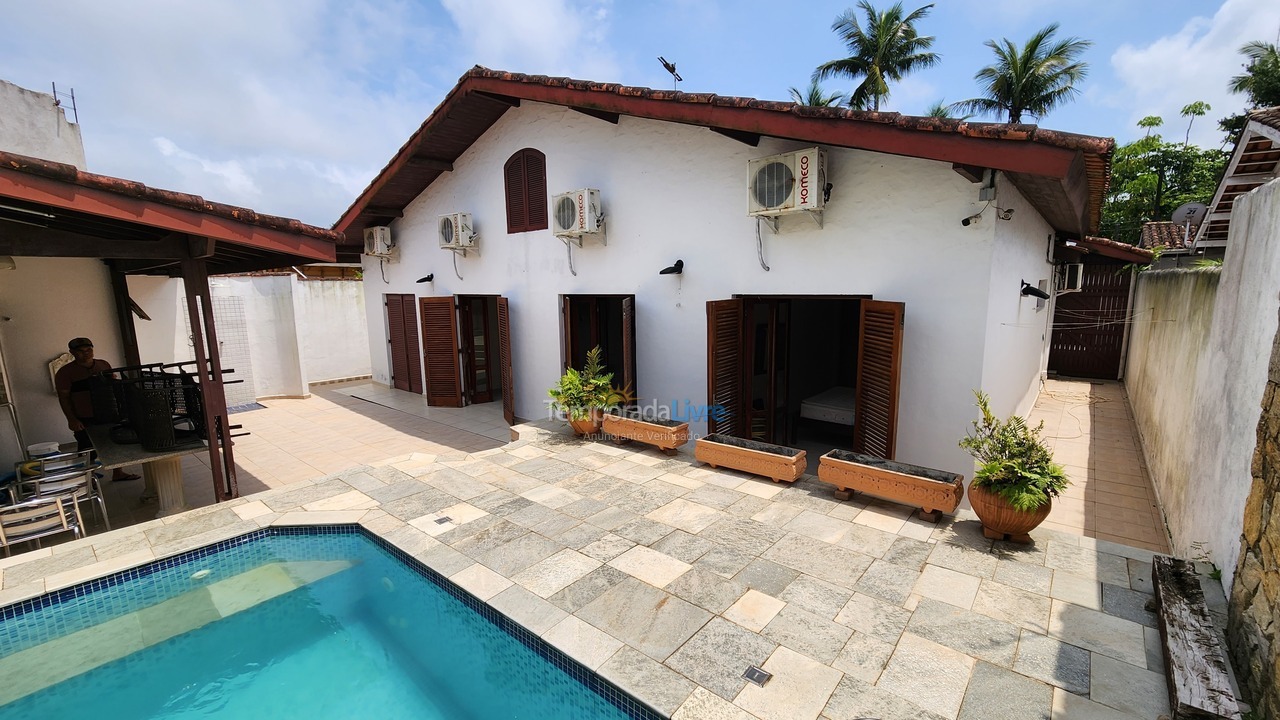 Casa para alquiler de vacaciones em Guarujá (Enseada)