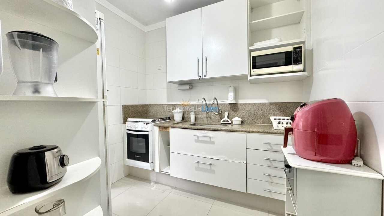 Apartment for vacation rental in Guarujá (Pitangueiras)