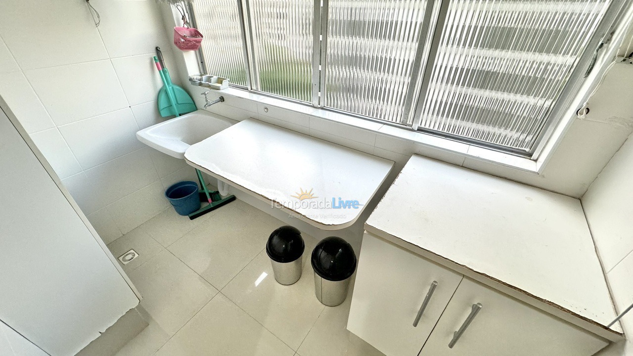 Apartment for vacation rental in Guarujá (Pitangueiras)