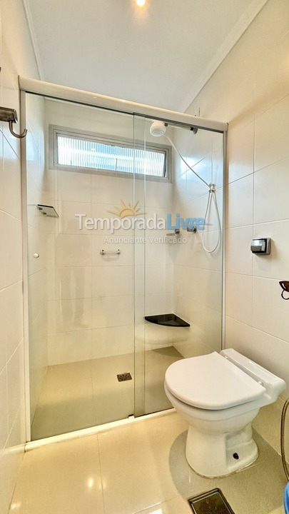 Apartment for vacation rental in Guarujá (Pitangueiras)