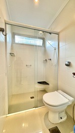 Pitangueiras Central Region 100 Meters from the Beach, Wi-Fi, 6 People