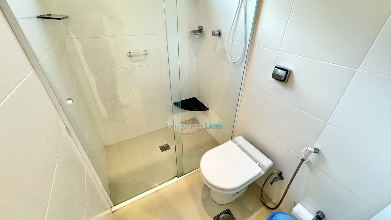 Apartment for vacation rental in Guarujá (Pitangueiras)