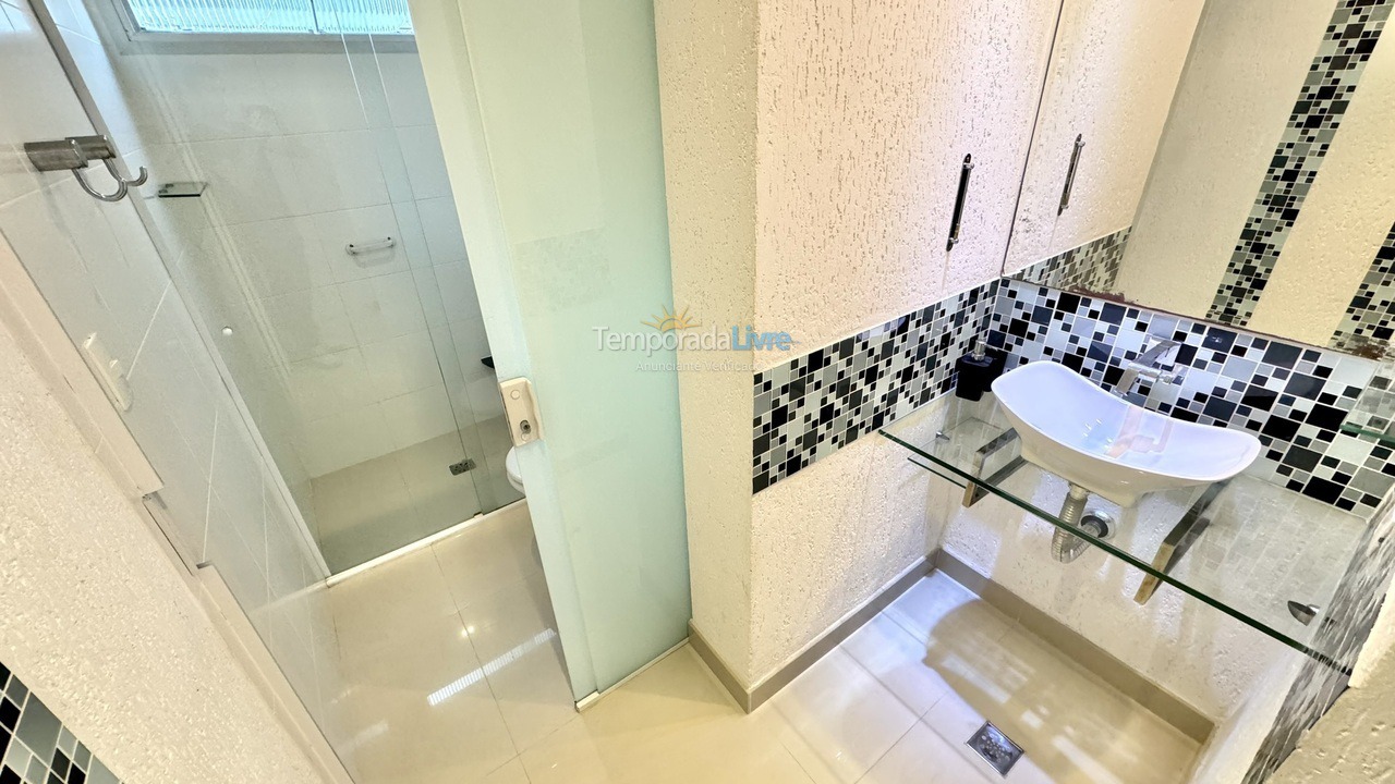 Apartment for vacation rental in Guarujá (Pitangueiras)