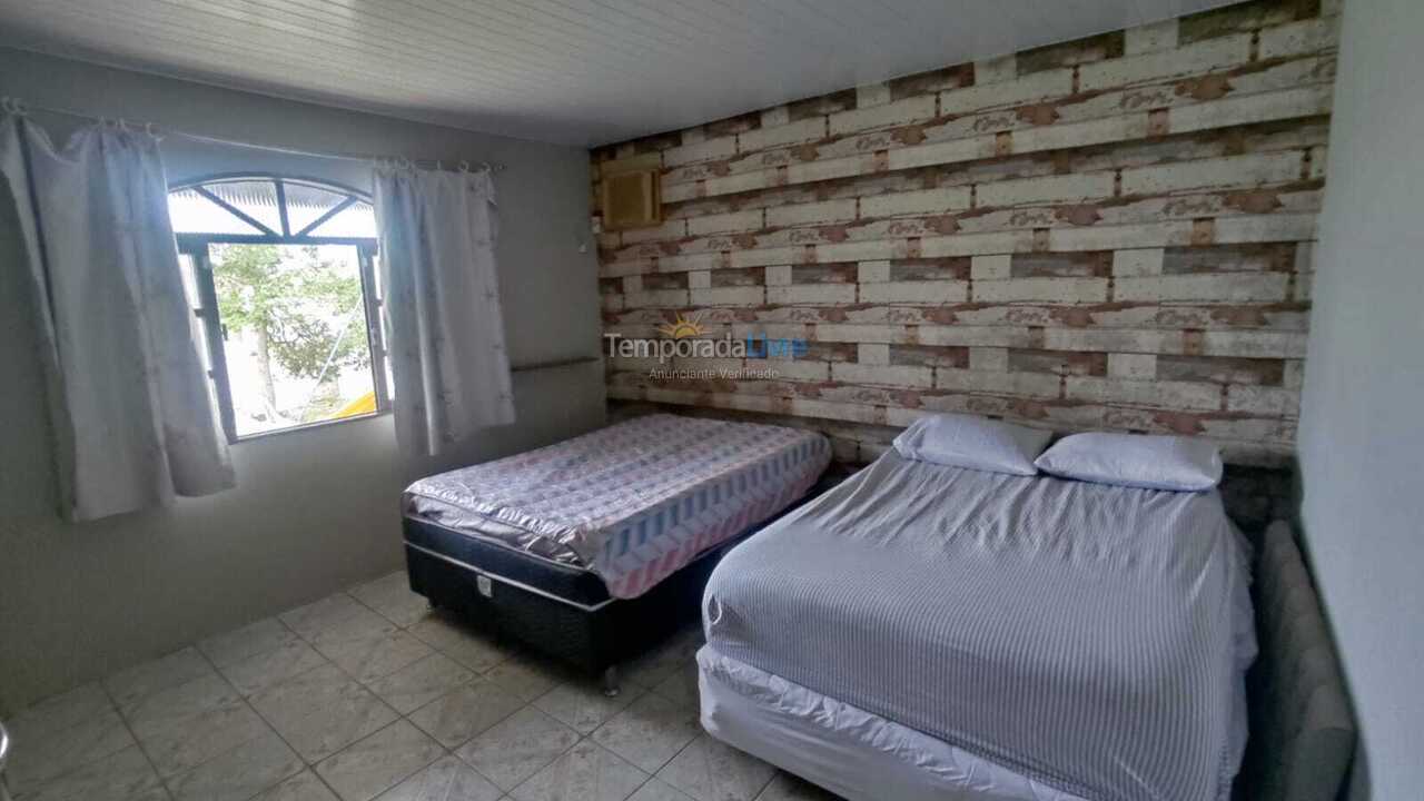 Casa para alquiler de vacaciones em Itapoá (Itapema do Norte)