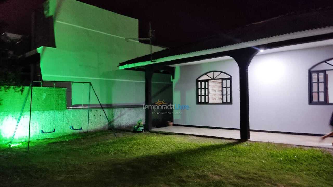 Casa para alquiler de vacaciones em Itapoá (Itapema do Norte)