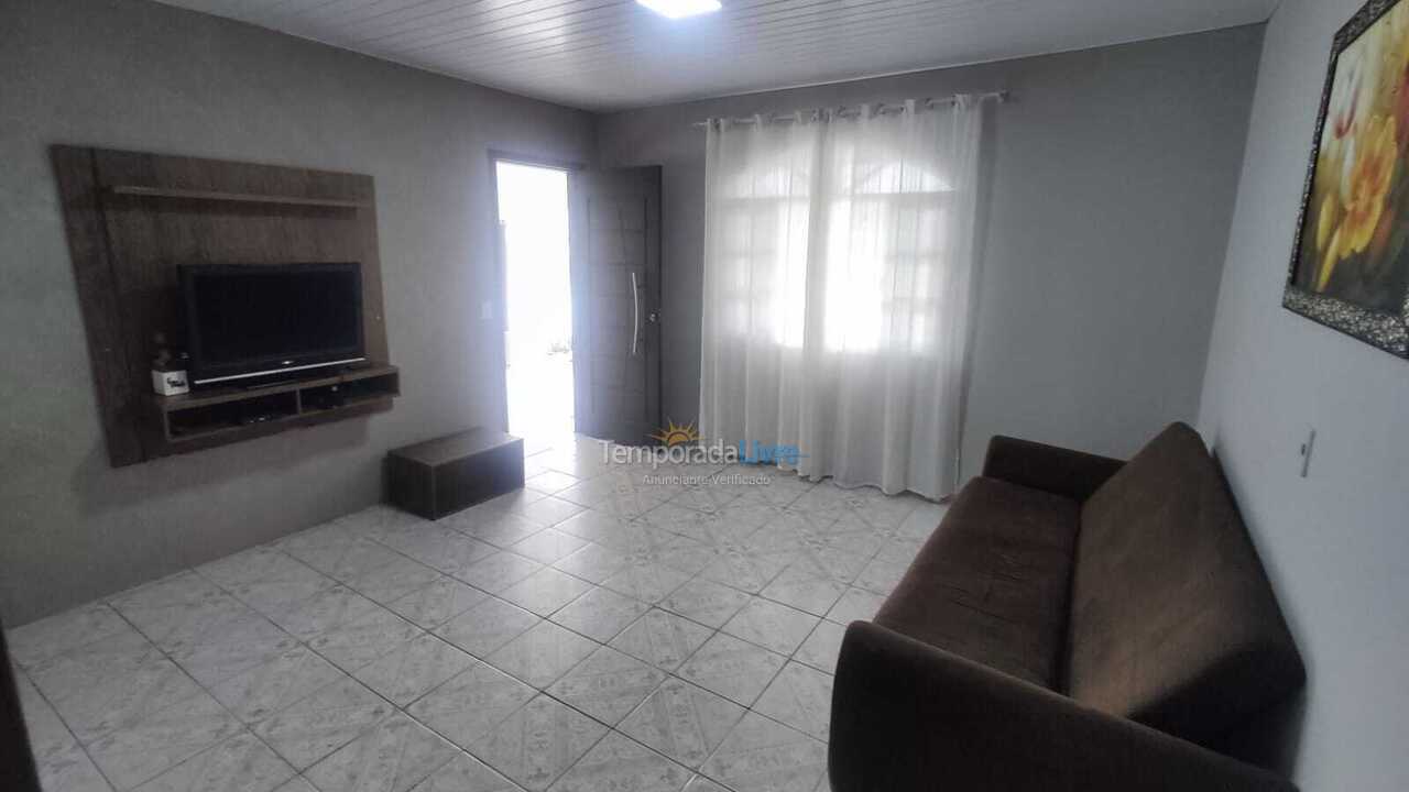 Casa para alquiler de vacaciones em Itapoá (Itapema do Norte)