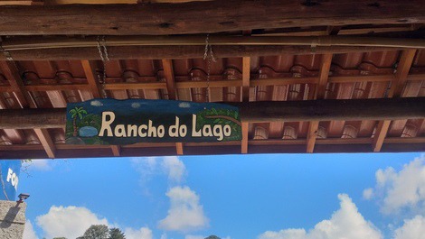 Chácara Rancho do Lago ao meio da natureza