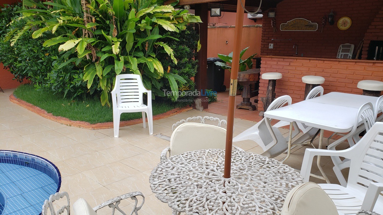 Casa para aluguel de temporada em Guarujá (Praia do Pernambuco)