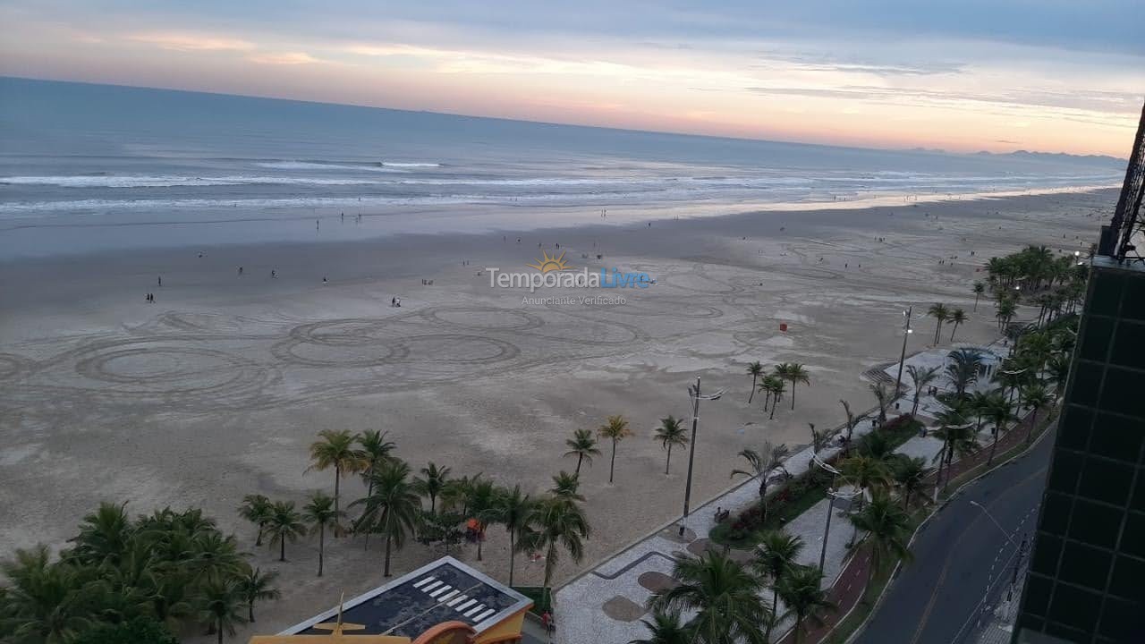 Apartamento para aluguel de temporada em Praia Grande (Guilhermina)