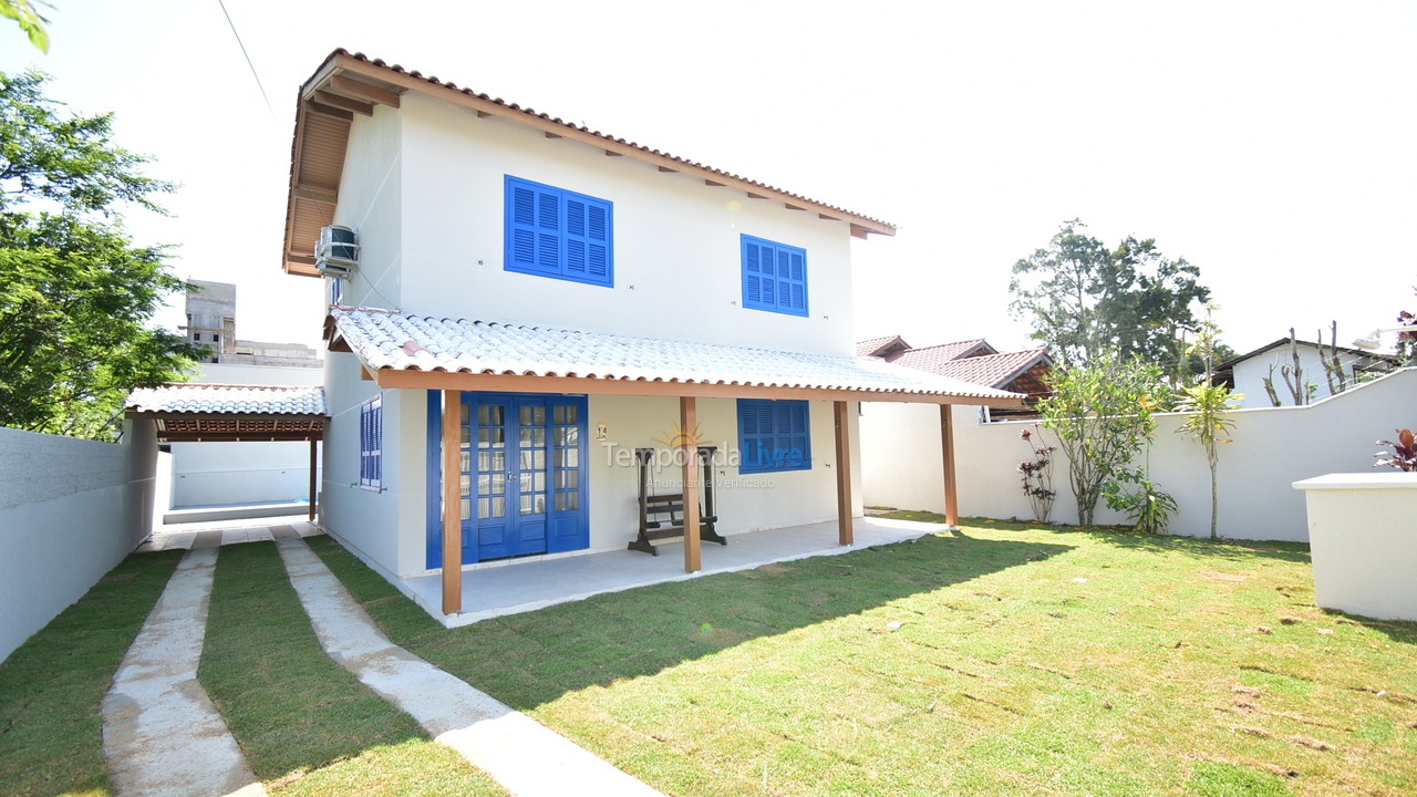 Casa para alquiler de vacaciones em Bombinhas (Canto Grande)