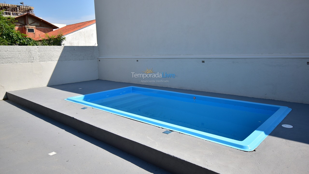 Casa para alquiler de vacaciones em Bombinhas (Canto Grande)