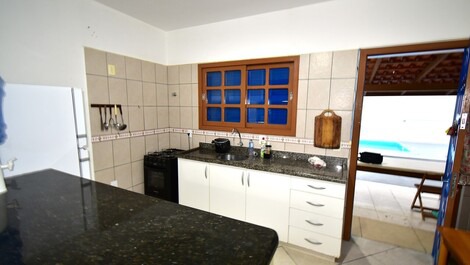 CASA IÇARA * 4 DORMITORIOS * PISCINA * 350 metros de la playa de Canto Grande