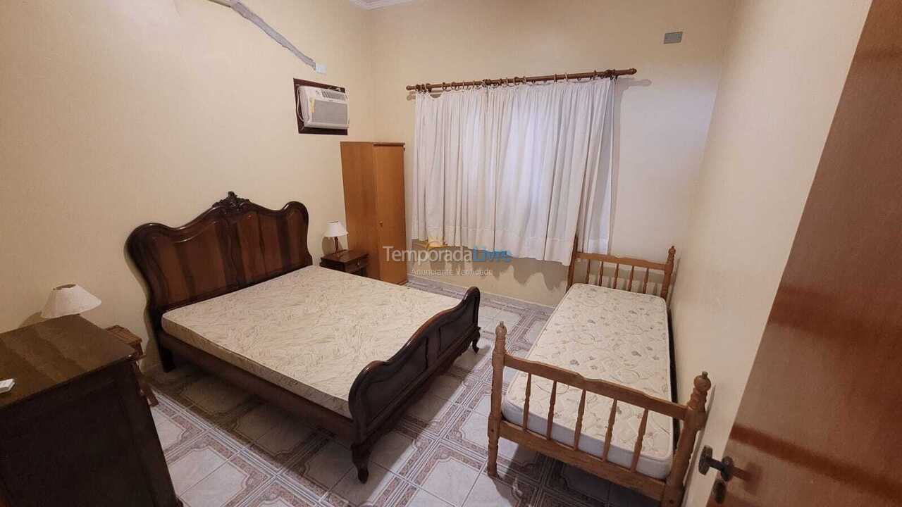 House for vacation rental in Peruíbe (Stella Maris)