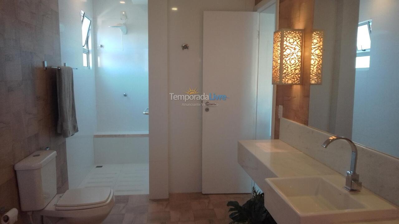 Casa para alquiler de vacaciones em Camaçari (Praia de Guarajuba)