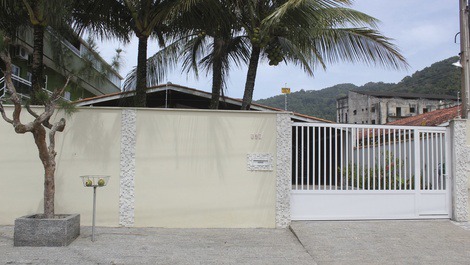 CASA praia grande Ubatuba - 20 PESSOAS