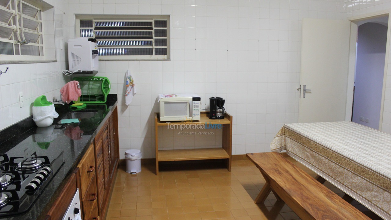 Casa para aluguel de temporada em Ubatuba (Praia Grande)