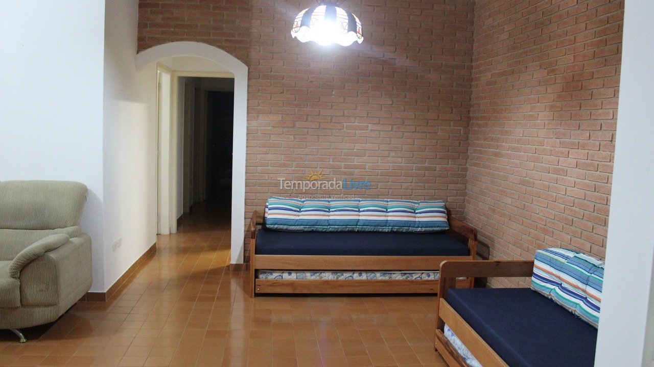 Casa para aluguel de temporada em Ubatuba (Praia Grande)