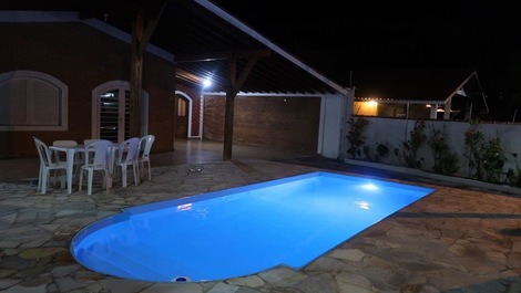 CASA praia grande Ubatuba - 20 PESSOAS