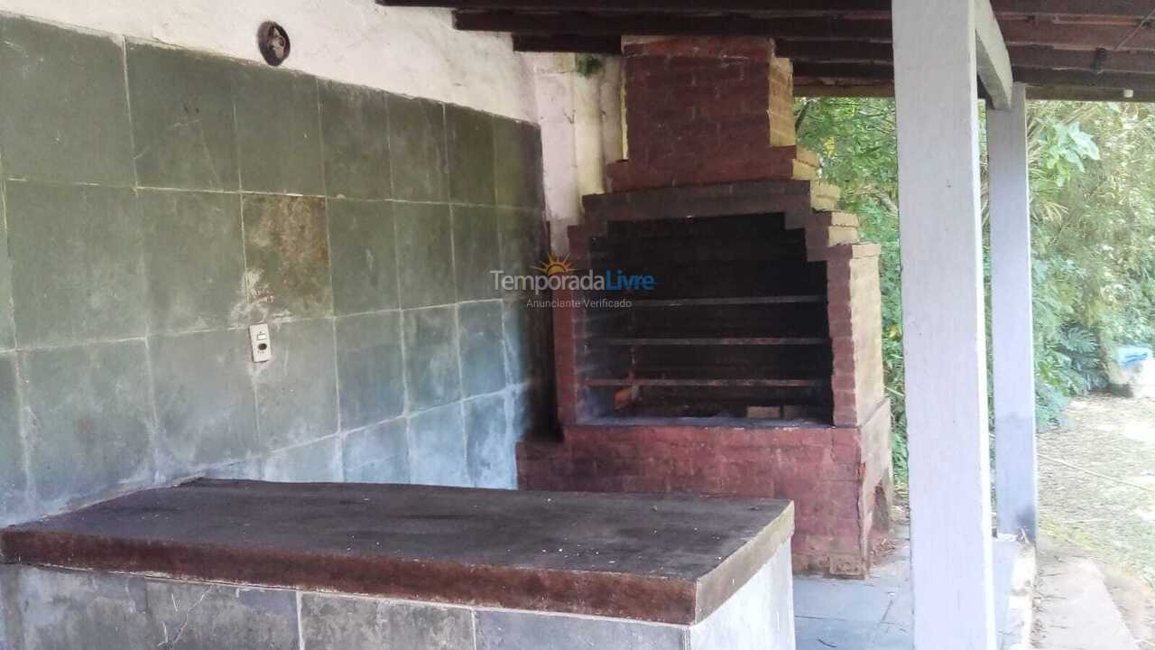 Granja para alquiler de vacaciones em Engenheiro Paulo de Frontin (Alto do Chafre)