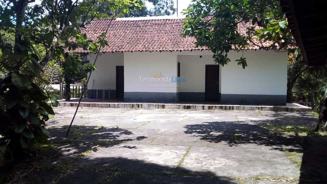 Granja para alquiler de vacaciones em Engenheiro Paulo de Frontin (Alto do Chafre)