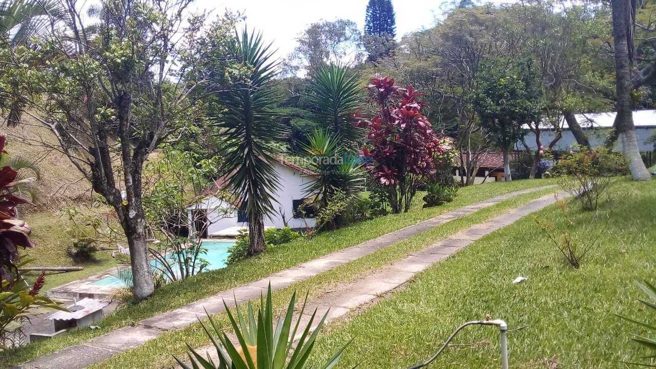 Granja para alquiler de vacaciones em Engenheiro Paulo de Frontin (Alto do Chafre)