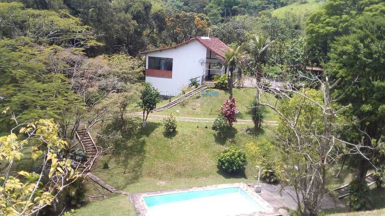 Granja para alquiler de vacaciones em Engenheiro Paulo de Frontin (Alto do Chafre)