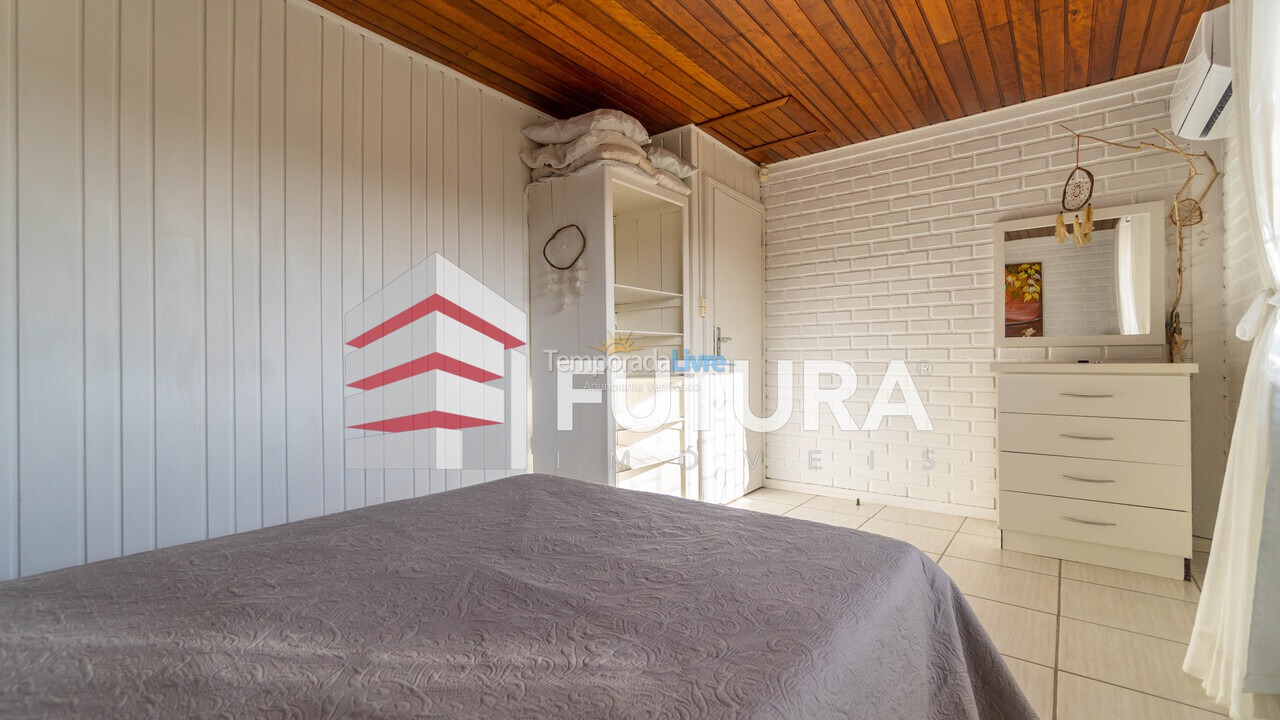 Casa para aluguel de temporada em Bombinhas (Mariscal)