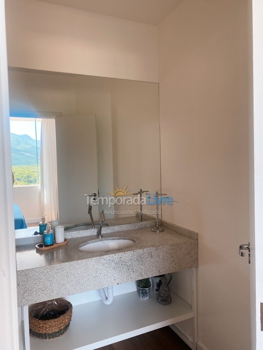 Apartamento para alquiler de vacaciones em Governador Celso Ramos (Praia de Palmas)