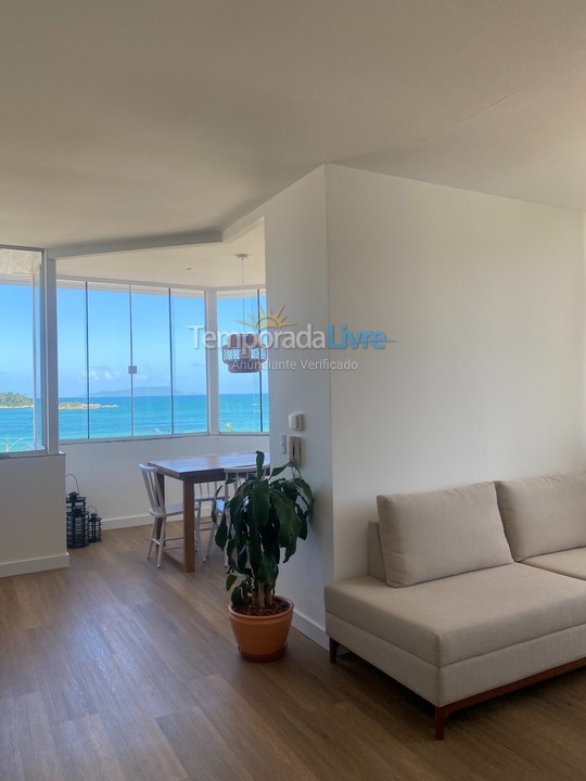 Apartamento para alquiler de vacaciones em Governador Celso Ramos (Praia de Palmas)