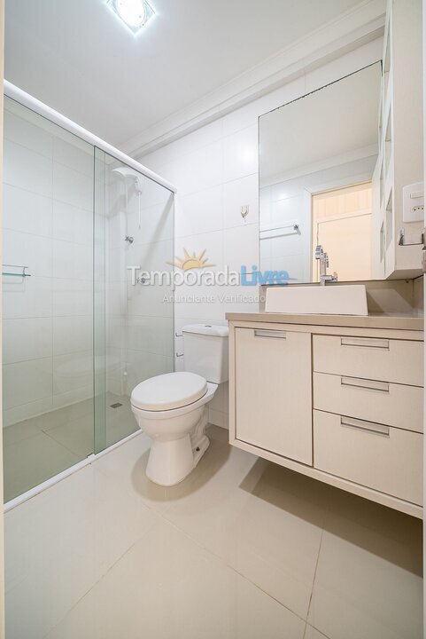 Apartment for vacation rental in Bombinhas (Praia de Bombas)