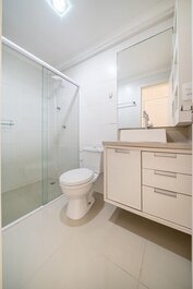 059 - Beautiful 2 bedroom apartment on Bombas beach