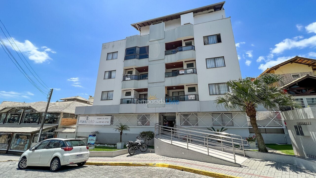 Apartment for vacation rental in Bombinhas (Praia de Bombas)