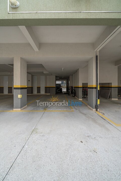 Apartment for vacation rental in Bombinhas (Praia de Bombas)