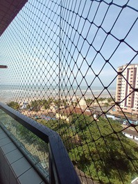 Apto aconchegante e arejado apenas 50 mts da praia em Vila Mirim - PG