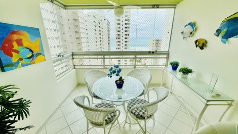 Pitangueiras Precioso apartamento en Quadra do Mar con aire acondicionado
