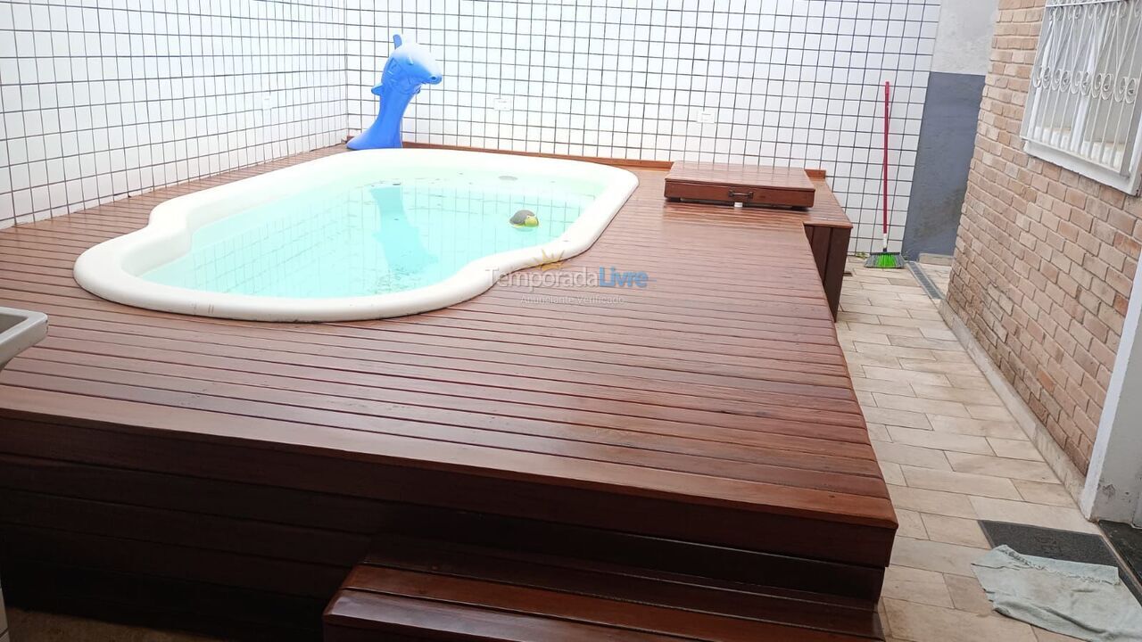 Casa para alquiler de vacaciones em Ubatuba (Praia das Toninhas)