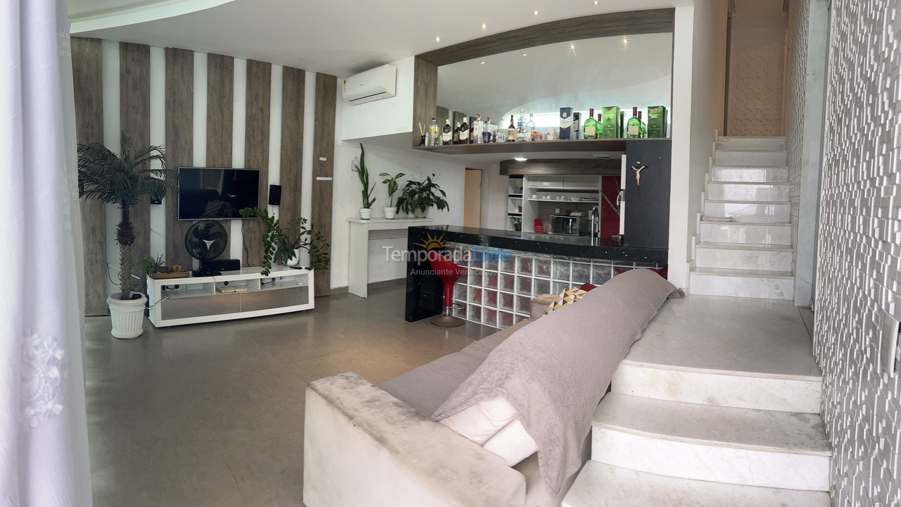 Casa para aluguel de temporada em Cabo Frio (Peró)