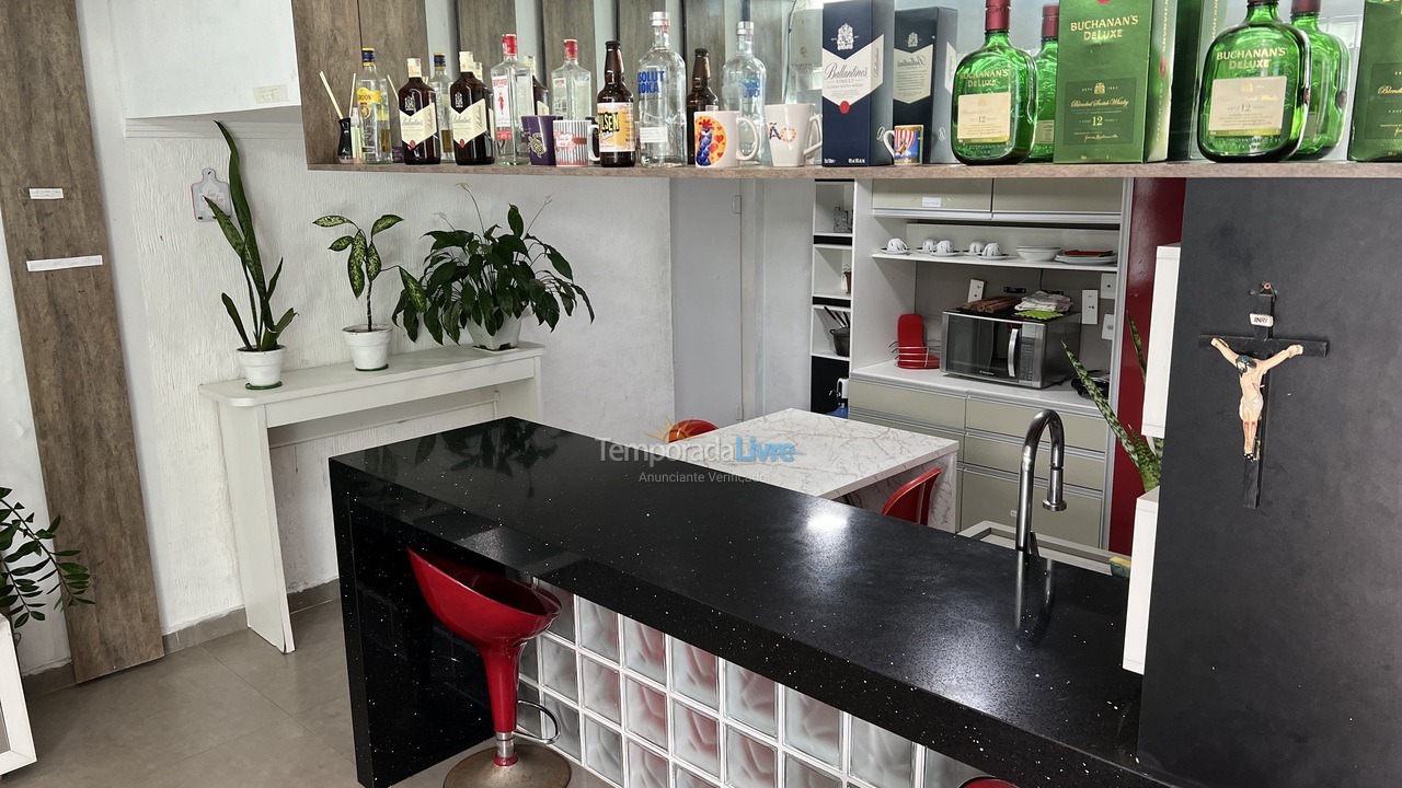 Casa para aluguel de temporada em Cabo Frio (Peró)