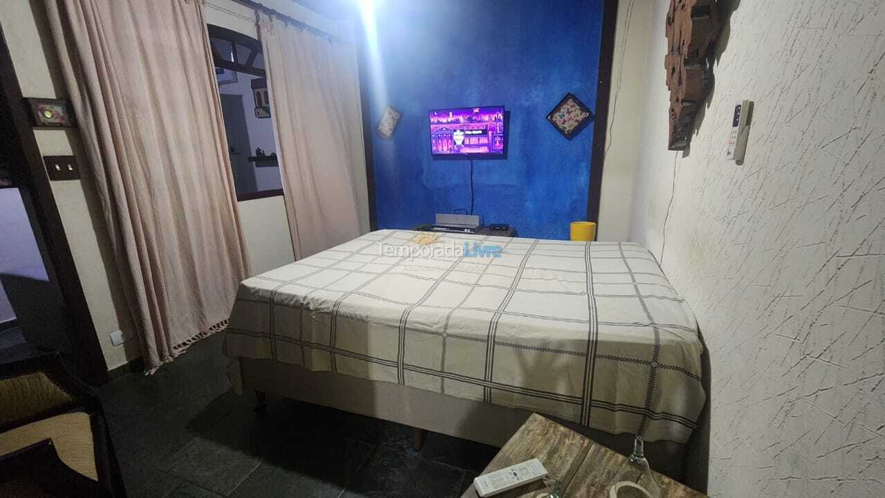 Casa para aluguel de temporada em Guarujá (Enseada)