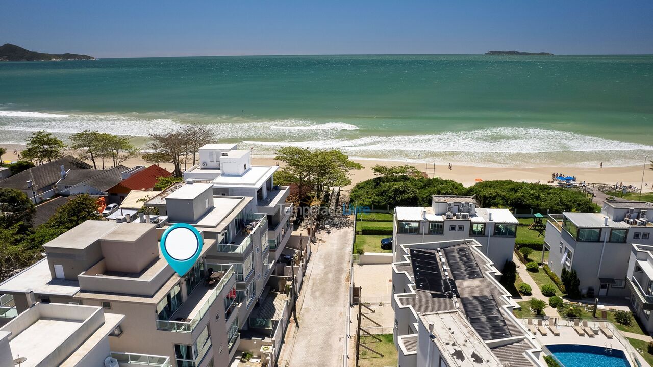 Apartamento para aluguel de temporada em Bombinhas (Canto Grande)