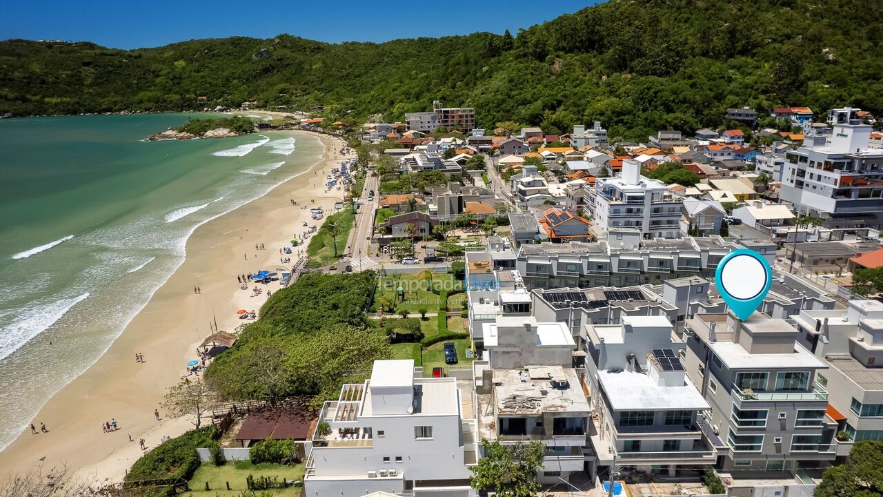 Apartamento para aluguel de temporada em Bombinhas (Canto Grande)